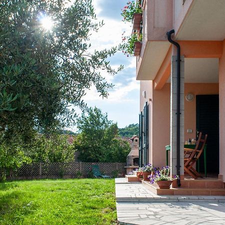 Apartment Lavandula Лабин Екстер'єр фото